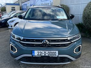 Volkswagen T-Roc STYLE AUTOMATIC 2.0 DIESEL //VERY - Image 2