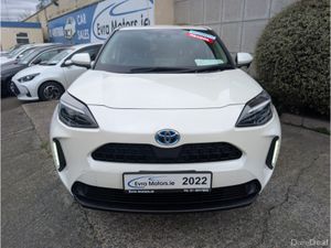 Toyota Yaris Cross Z HYBRID AUTOMATIC 1.5 PETROL / - Image 2