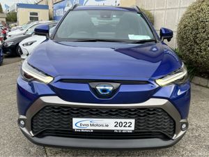 Toyota Corolla Cross Z HYBRID AUTOMATIC 1.8 PETROL - Image 2