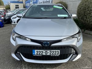 Toyota Corolla ESTATE LUNA AUTOMATIC HYBRID 1.8 PE - Image 2