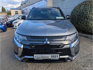 Mitsubishi Outlander G BLACK EDITION PHEV HYBRID A - Image 2