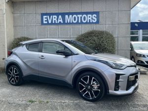Toyota C-HR GR SPORT HYBRID AUTOMATIC 1.8 PETROL / - Image 3
