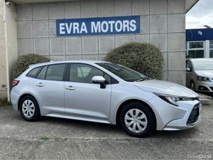 Toyota Corolla ESTATE HYBRID AUTOMATIC 1.8 PETROL - Image 3