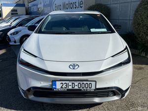 Toyota Prius Z HYBRID AUTOMATIC 2.0 PETROL //MASSI - Image 2