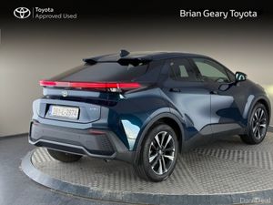 Toyota C-HR HYBRID SPORT - Image 2