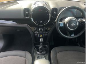 Mini Countryman Cooper S E Classic - Image 4