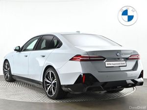 BMW i5 eDrive40 M Sport Saloon - Image 2