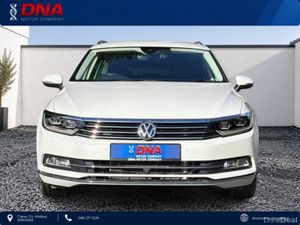 Volkswagen Passat HIGHLINE - AUTO - 42KMS - Image 2
