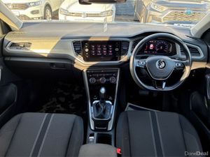 Volkswagen T-Roc ** STYLE DESIGN ** LOW KMS ** TRI - Image 2