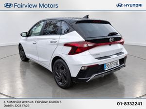 Hyundai i20 DELUXE PLUS ** ONLY 2K KMS **TWO TONE* - Image 4