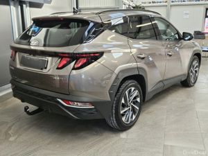 222 HYUNDAI TUCSON EXECUTIVE - Image 3