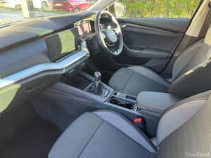 Skoda Octavia Combi Selection 2.0TDI 115HP - Image 3