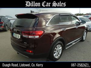 Kia Sorento PLATINUM 4X2 5DR - Image 4