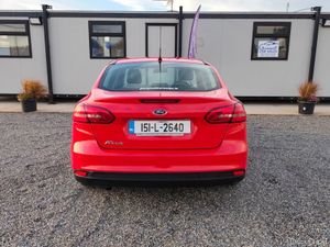 Ford Focus TITANIUM 1.6 TDCI 95PS 4DR - Image 3