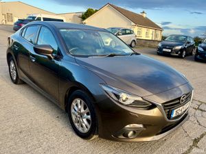 Mazda Mazda3 2016 LOW KMS - Image 2