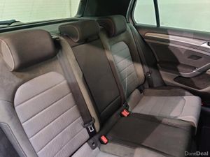 Volkswagen Golf 2.0 TDI R-LINE EDITION BLUEMOTION - Image 4