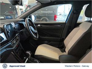 Volkswagen T-Roc STYLE 1.5 TSI D7F 150HP - Image 4