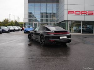Porsche Panamera 4 E-Hybrid - Image 2