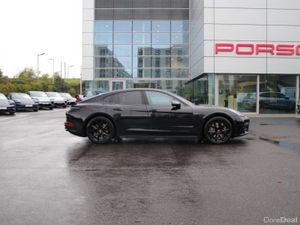 Porsche Panamera 4 E-Hybrid - Image 4