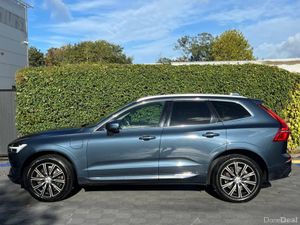 Volvo XC60 T8 INSCRIPTION AWD 2.0 HYBRID // SERVIC - Image 4