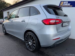 (192) MERCEDES-BENZ B 180 STYLE 136 BHP - Image 4