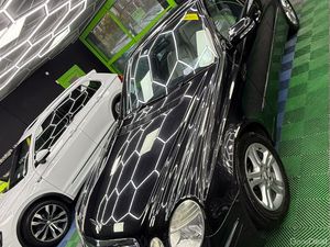 Mercedes-Benz E-Class 2009  **Trade Sale ** - Image 3