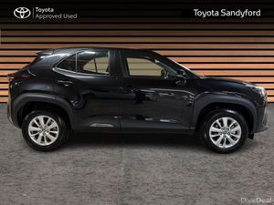 Toyota Yaris Cross LUNA HYBRID AUTOMATIC // REAR C - Image 3