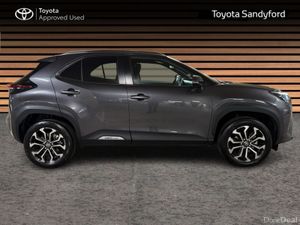 Toyota Yaris Cross LUNA SPORT // REAR CAMERA // SM - Image 3