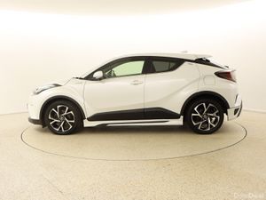 2017 Toyota C-HR Luna Sport Leather / TRD Bodykit - Image 4