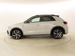 2023 VOLKSWAGEN T-ROC 2.0 TDI R-LINE 150 BHP AUTO - Image 4