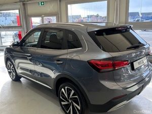 MG ZS Exclusive - Image 4