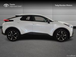 Toyota C-HR HEV Sport - Image 3