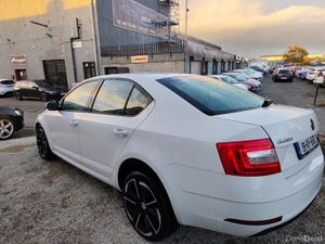 191 SKODA OCTAVIA New NCT Warranty AS NEW CAR - Image 4