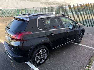 Peugeot 2008 1.2 ALLURE MODEL, HUGE SPEC, NEW NCT, - Image 4