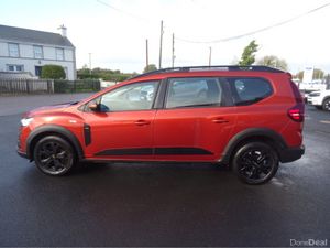 Dacia Jogger EXTREME TCE 110 NBI 5DR - Image 3