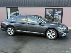 Volkswagen Passat SE NAV TDI - Image 4