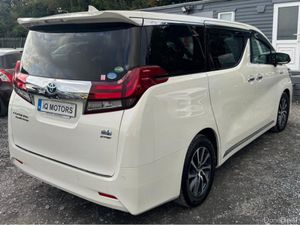 Toyota Alphard Executive Lounge 2.5 Petrol Hybrid - Image 4
