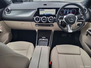 Mercedes-Benz GLA GLA200d Progressive AUTO - Image 4
