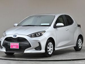 Toyota Yaris **VIP SPECIAL **1.5 PETROL HYBRID**RE - Image 3