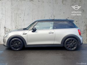 Mini Cooper 3-Door Cooper Exclusive - Image 4