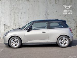 Mini Cooper Cooper E - Image 4