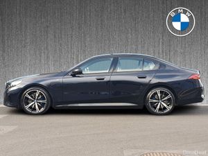BMW 5-Series 530e M Sport Saloon - Image 4