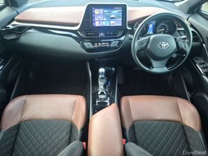 Toyota C-HR ** TOP SPEC ** AUTO ** TRINITY MOTORS - Image 2