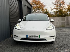 232 Tesla Model Y Long Range AWD - Image 2
