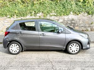 Toyota Yaris 2015!!! LUNA !! ONLY 62K MILES!! - Image 3