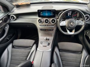 2020 MERCEDES GLC 300de AMG LINE 4MATIC HYBRID - Image 2