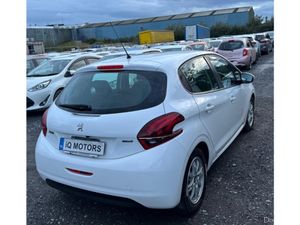 Peugeot 208 Puretech 1.2L Petrol Automatic (2763) - Image 4