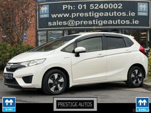 Honda Fit 1.5 PETROL HYBRID *CAR ID 26* - Image 3