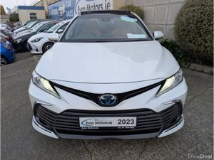 Toyota Camry G HYBRID AUTOMATIC 2.5 PETROL //MASSI - Image 2