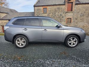 Mitsubishi Outlander ( new NCT ) auto - Image 4
